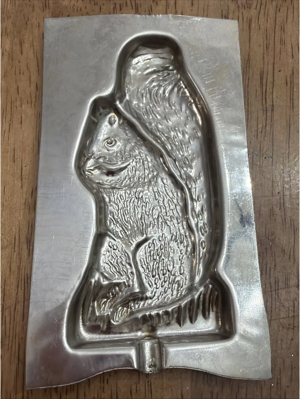 Vintage Squirrel W/ Nut Metal Chocolate Mold Candy Lollipop Groove 4” Harvest